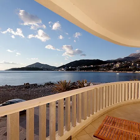 Sea View Rafailovici * Budva